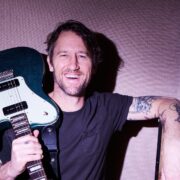 Chris Shiflett des Foo Fighters lance un nouveau podcast