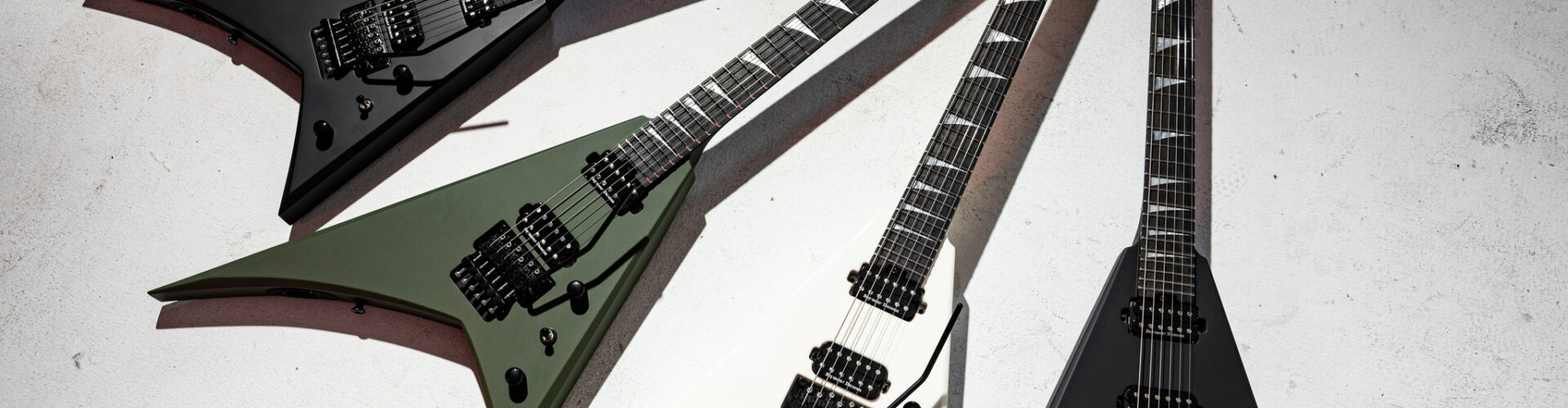 Jackson Guitars RR24 et RR24 HT : Hit the Rhoads !