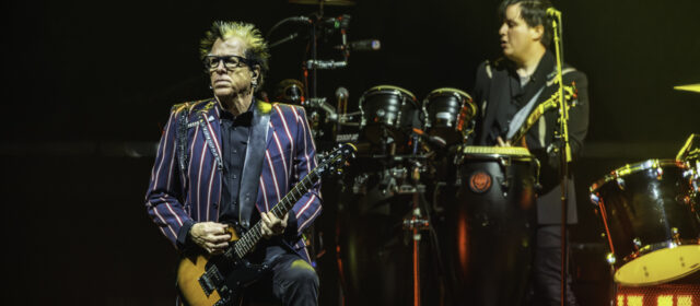 The OFFSPRING + SIMPLE PLAN + Dynamite Shaker – PARIS LA DEFENSE ARENA – 08/11/2025