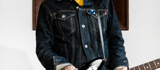 Les six-cordes cultes de Johnny Marr affolent les compteurs